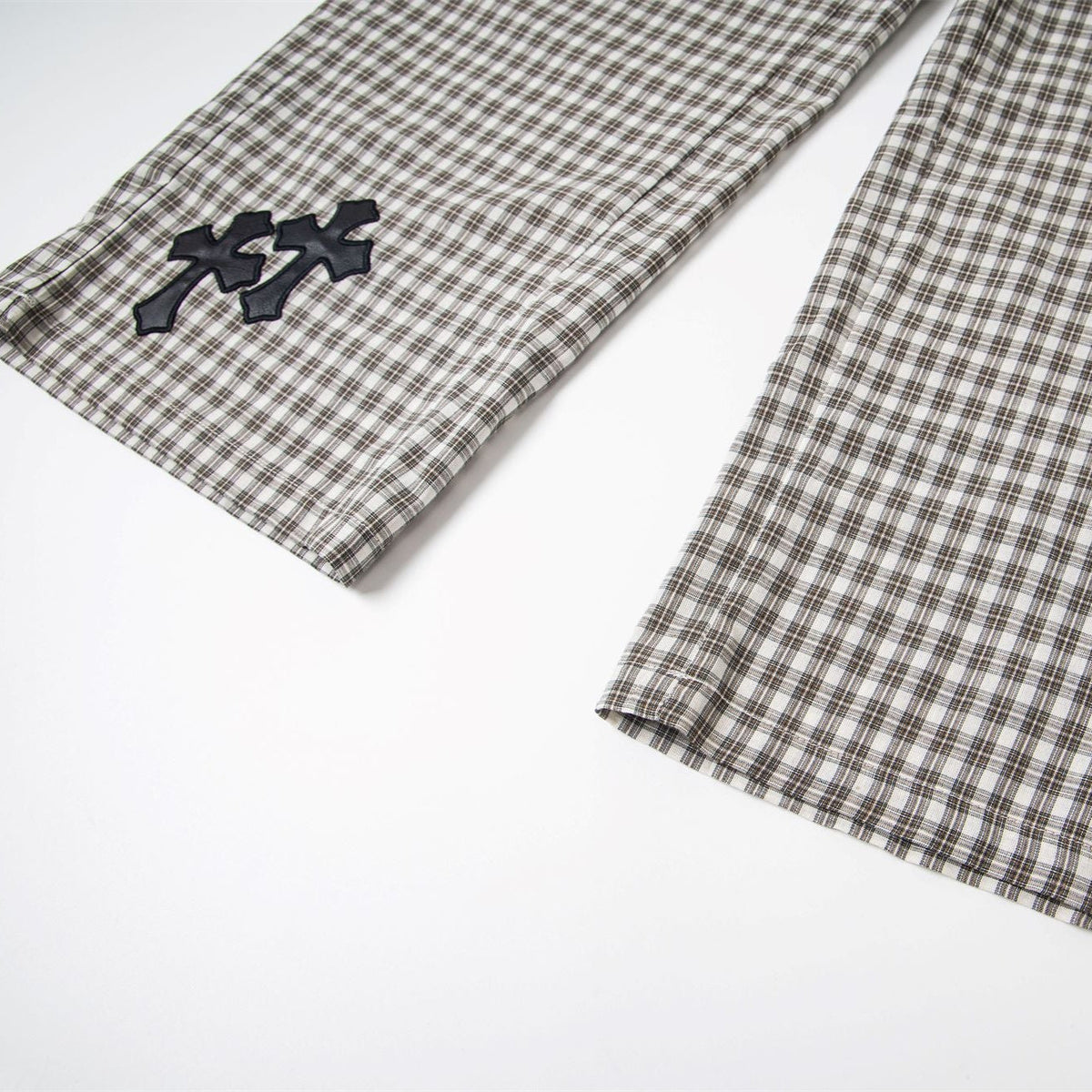 Plaid Cross-Patch Relaxed Pants