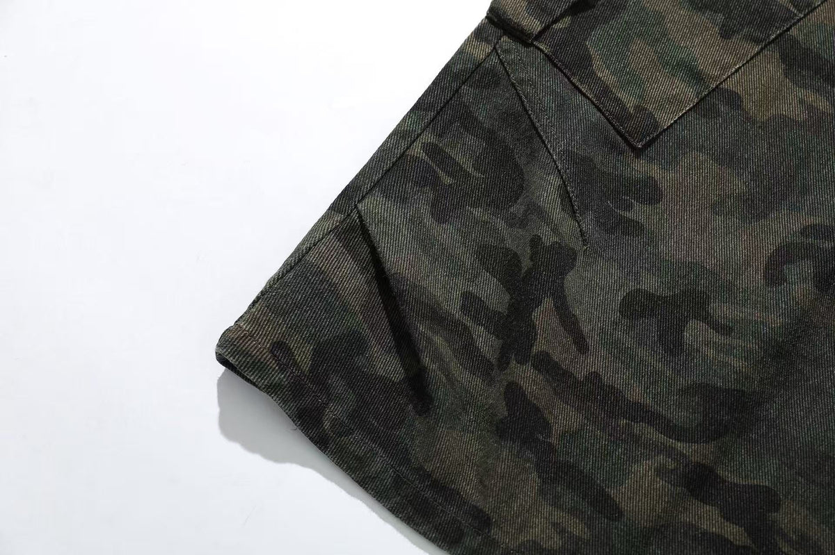 Camo Wide-Leg Knee-Length Jorts - OMYGOODS