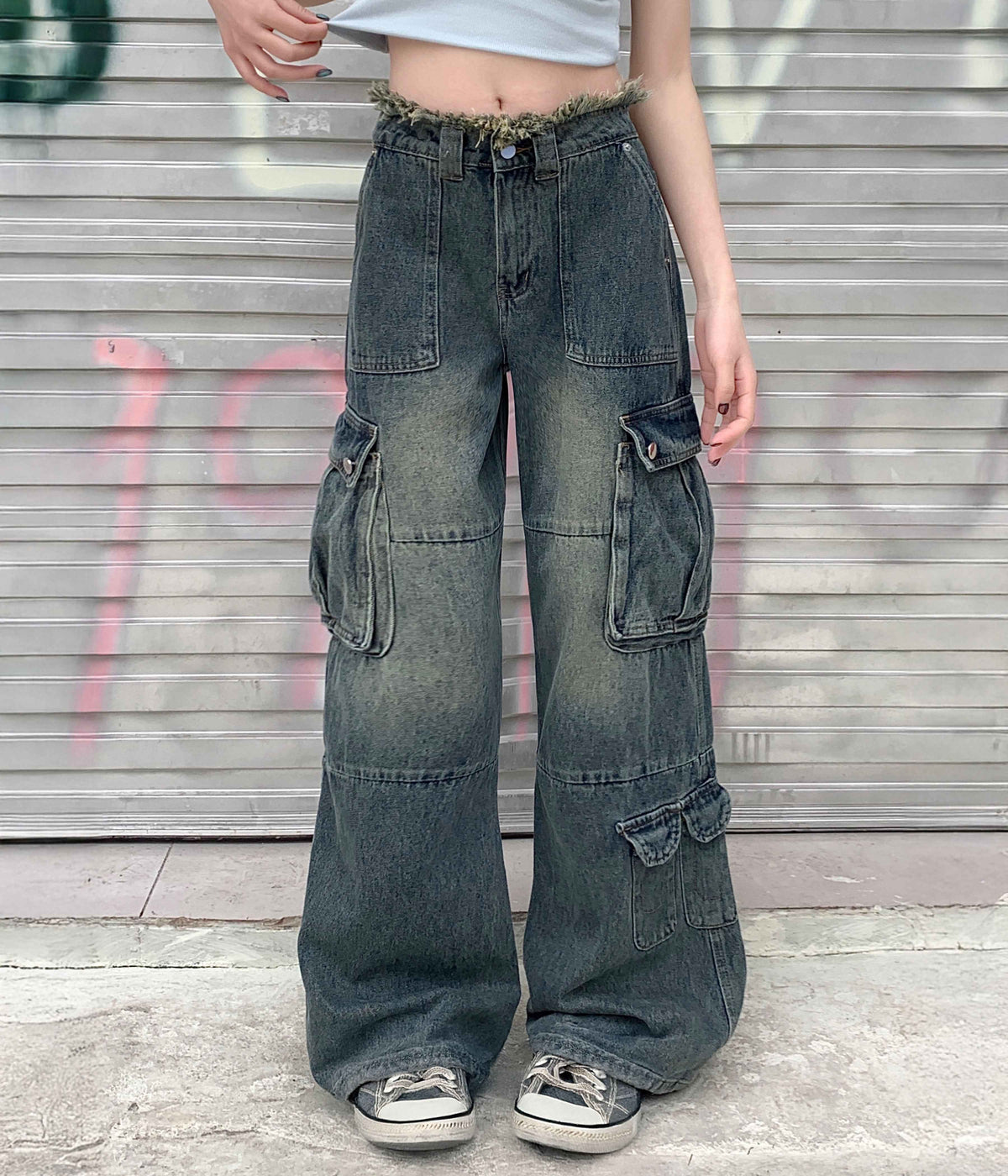 AZUL DISTRESSED CARGO DENIM