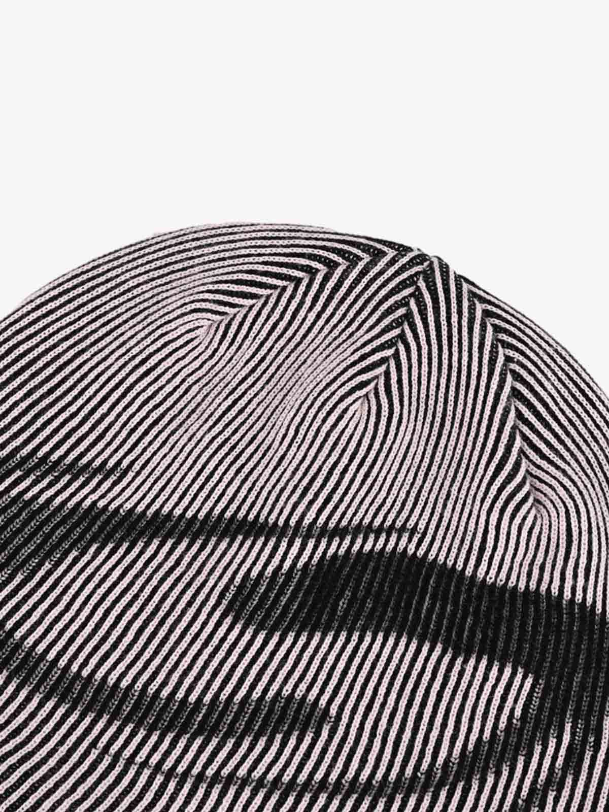 Omygoods Retro High-Street Striped Graphic Knit Beanie