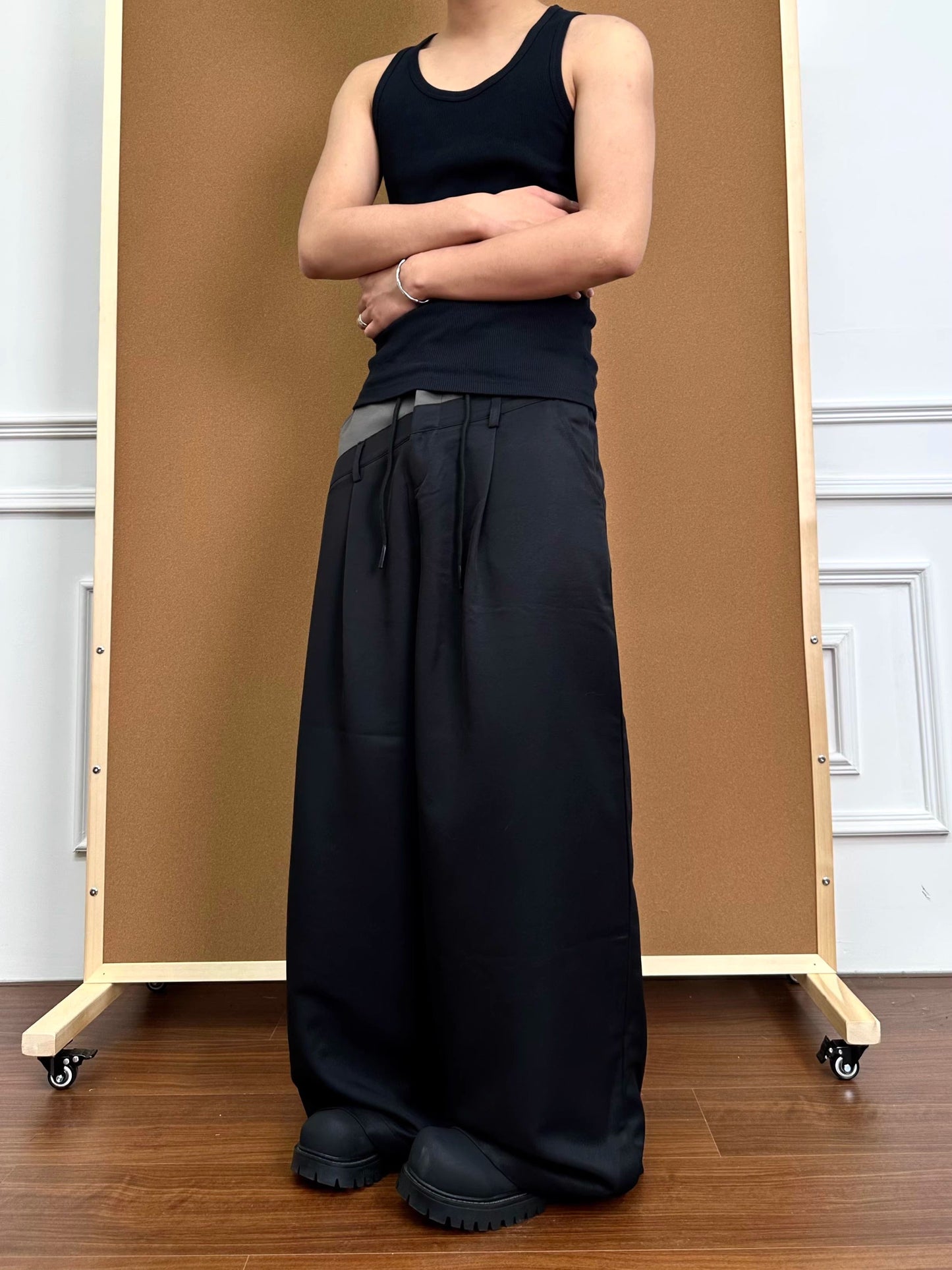 Men's Wide-Legged Black Trousers