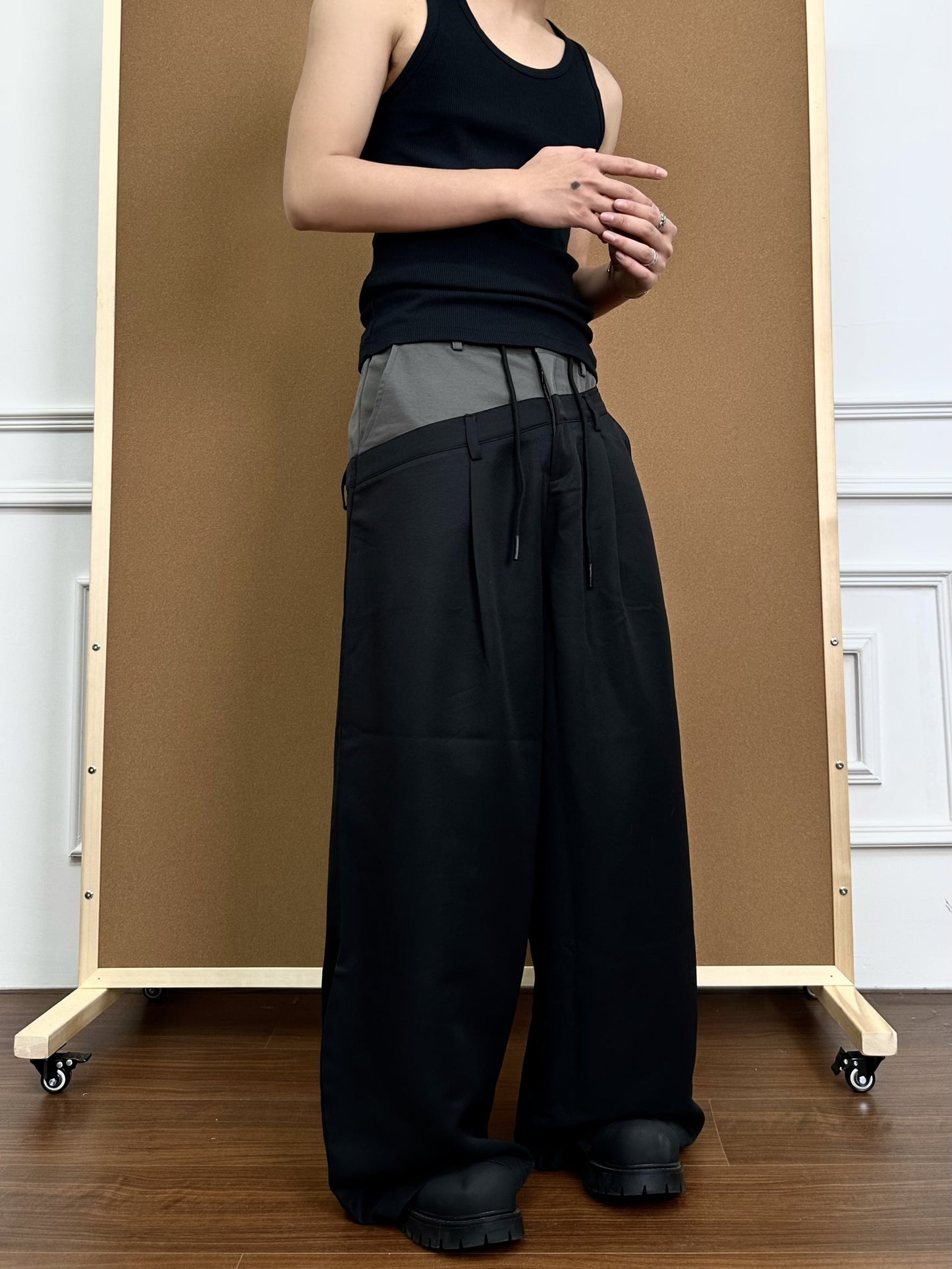 Men's Wide-Legged Black Trousers