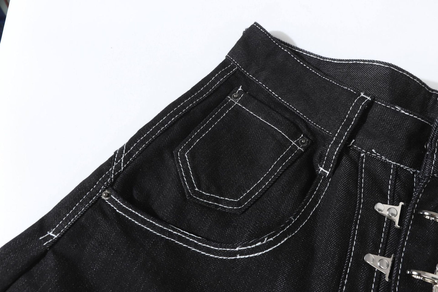 Metal Button Raw | Baggy Barrel Jeans