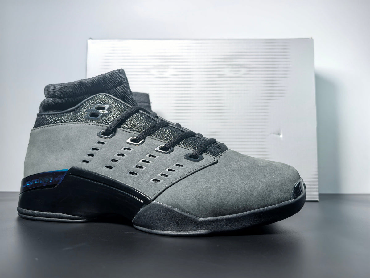 Air Jordan 17 Low Black Pack