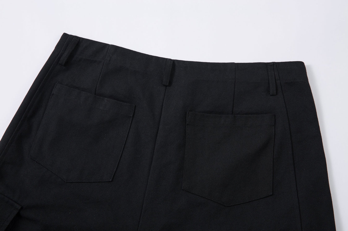 Black utility | cargo shorts