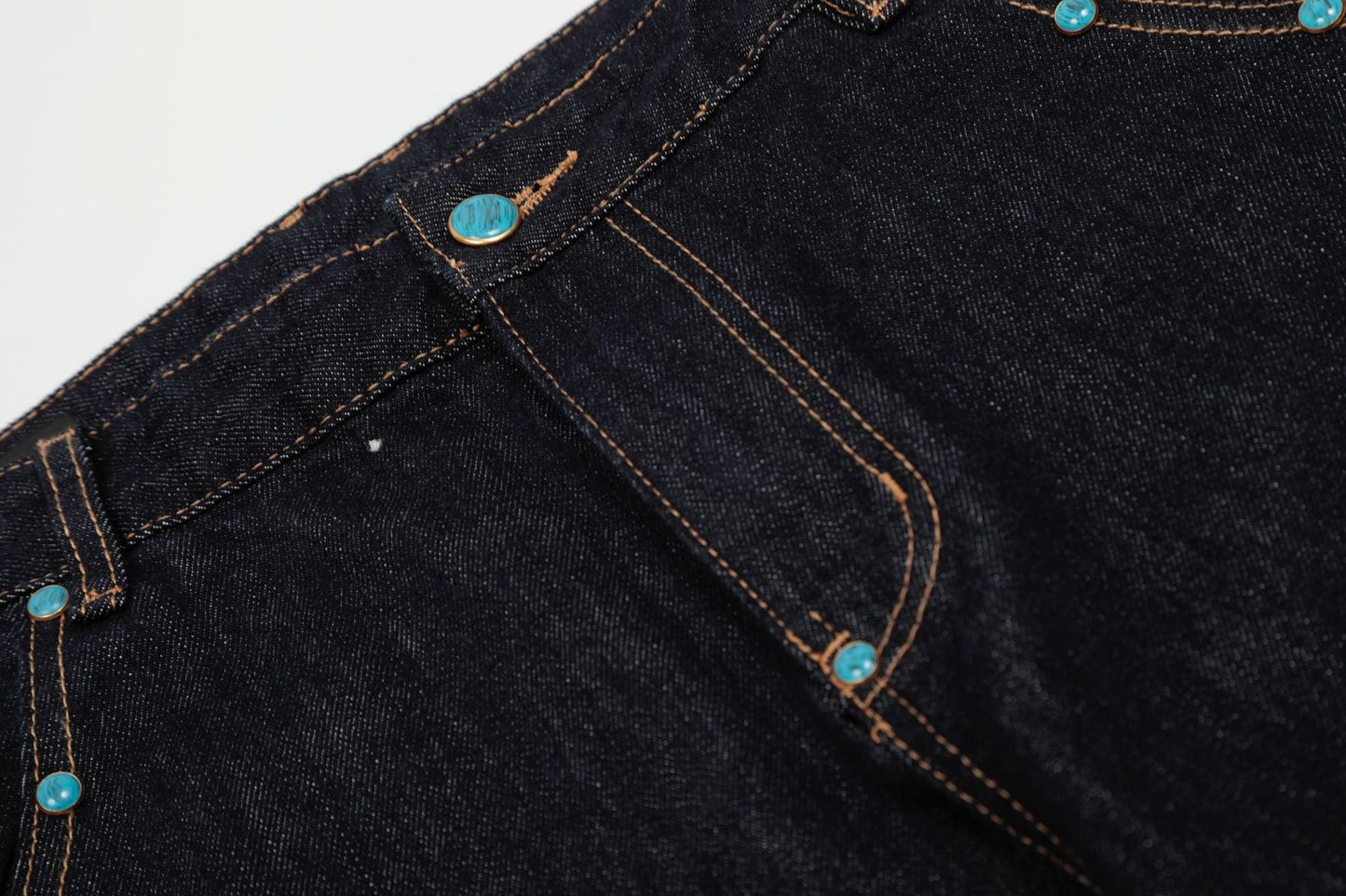 Baggy Barrel | Rivet Raw Jeans