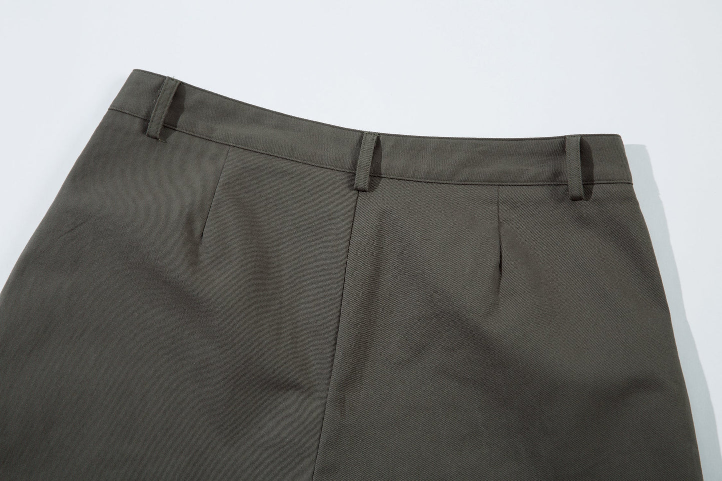 Minimalist Streetwear | Loose Shorts