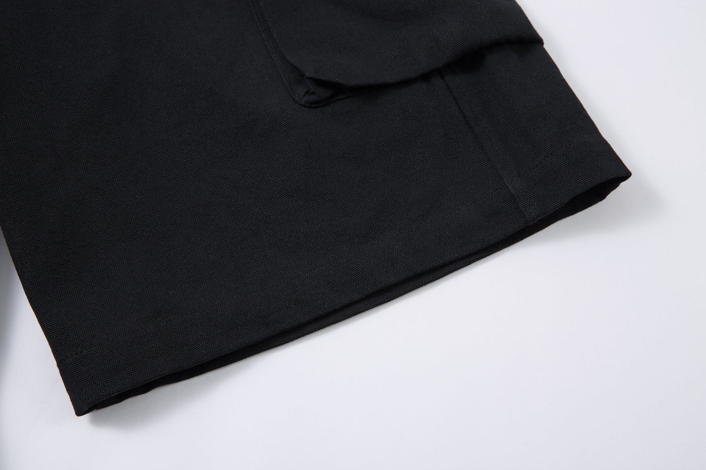 Black utility | cargo shorts