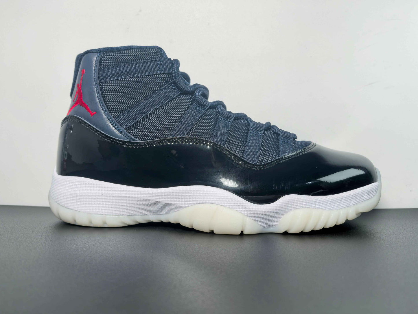 Air Jordan 11 CT8012-406