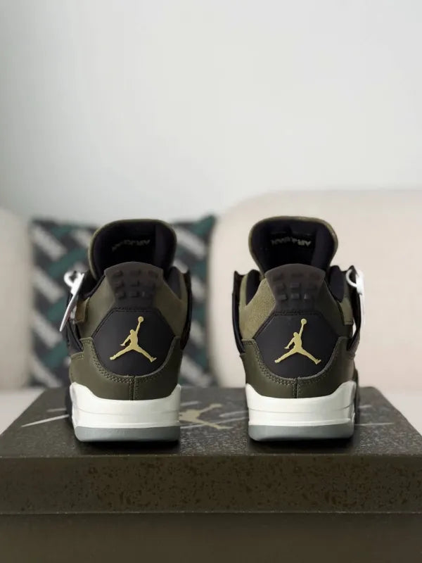 Air Jordan 4 Retro SE Craft “Medium Olive” Sneakers – Olive, Black & Cream - OMYGOODS