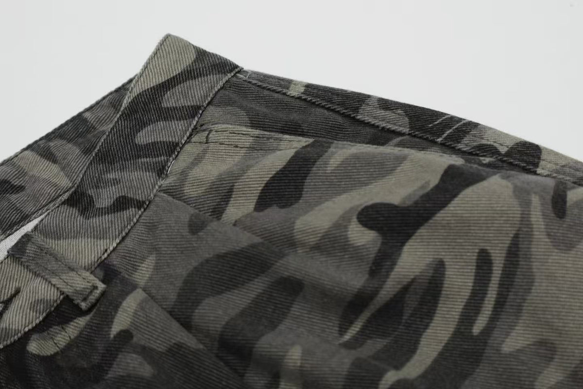 Camo Wide-Leg Knee-Length Jorts - OMYGOODS