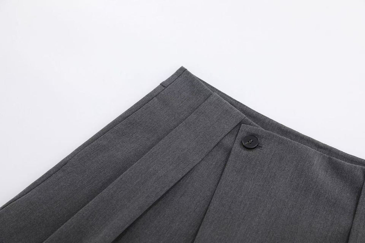 Wrap Front Pleated Wide-Leg Shorts - OMYGOODS