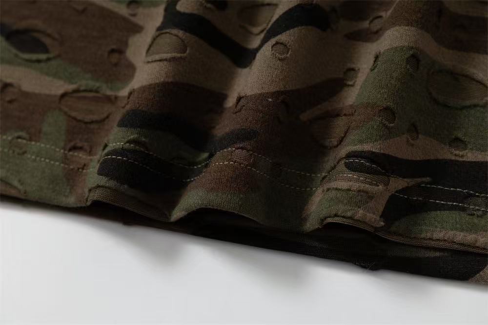 Distressed Camo Sleeveless Tank Top - OMYGOODS