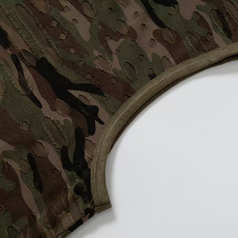 Distressed Camo Sleeveless Tank Top - OMYGOODS