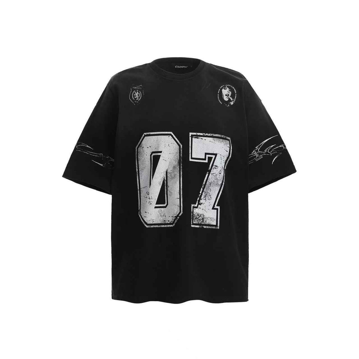 #07 Vintage Graphic Oversized T-Shirt