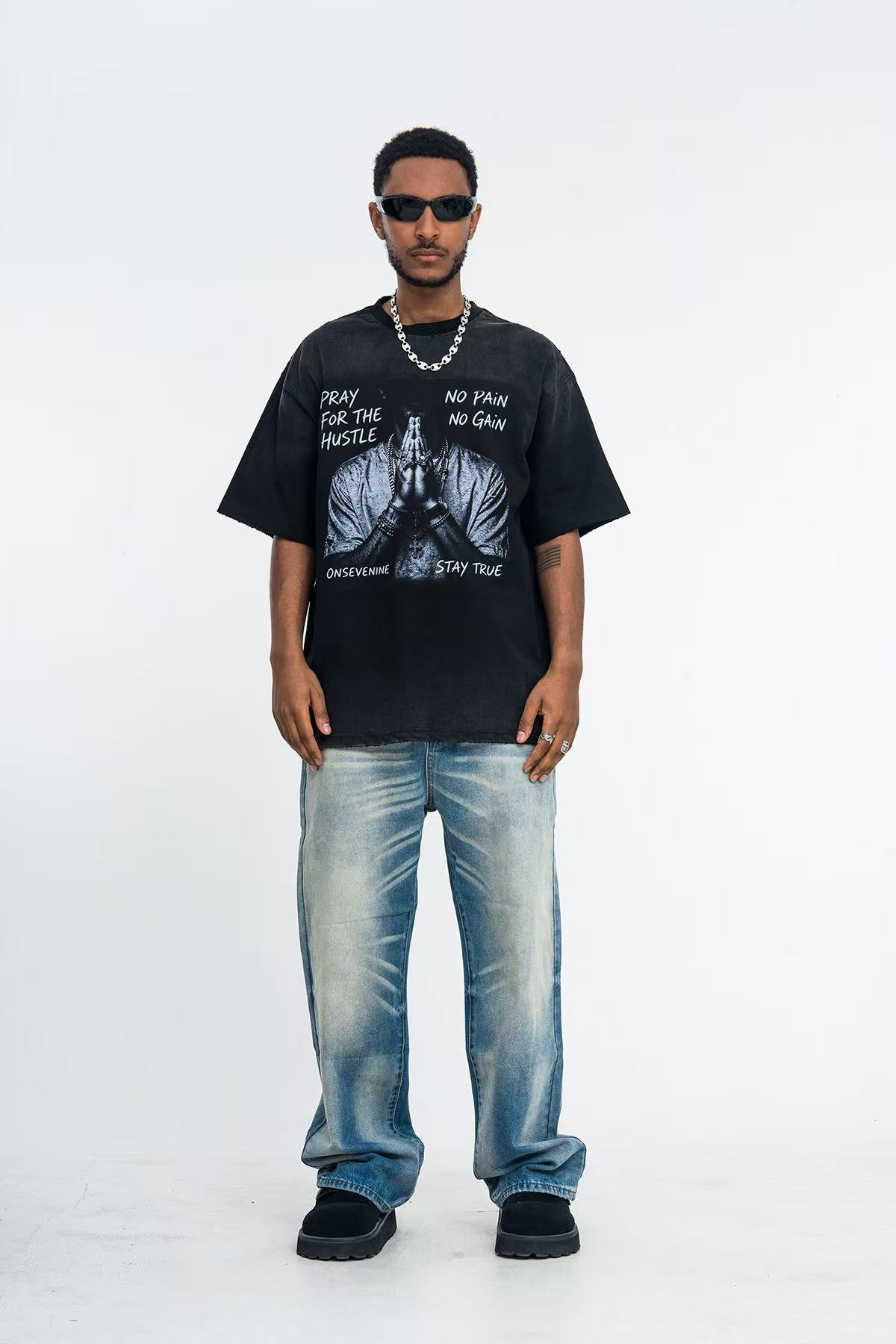 Streetwear Pray Hands Print T-Shirt - OMYGOODS
