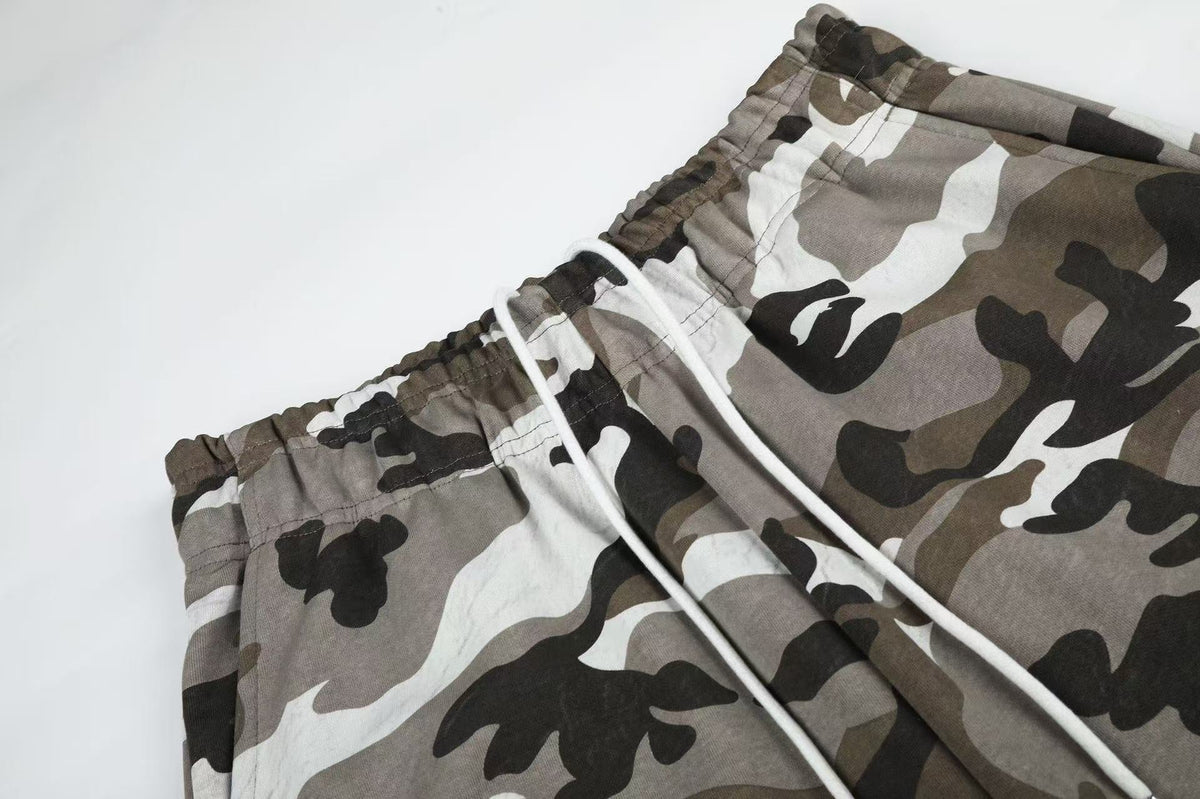 Vintage Camo Drawstring Elastic Waist Wide-Leg Sweatpants - OMYGOODS