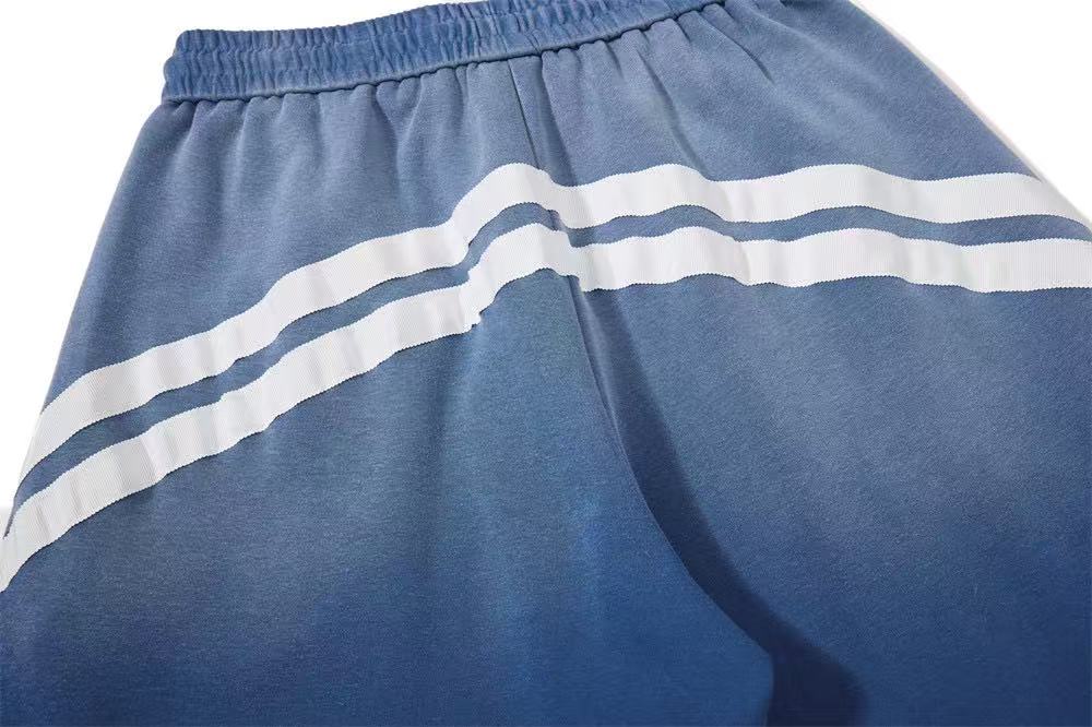 Vintage Faded Soccer Badge Print Wide-Leg Baggy Sweatpants - OMYGOODS