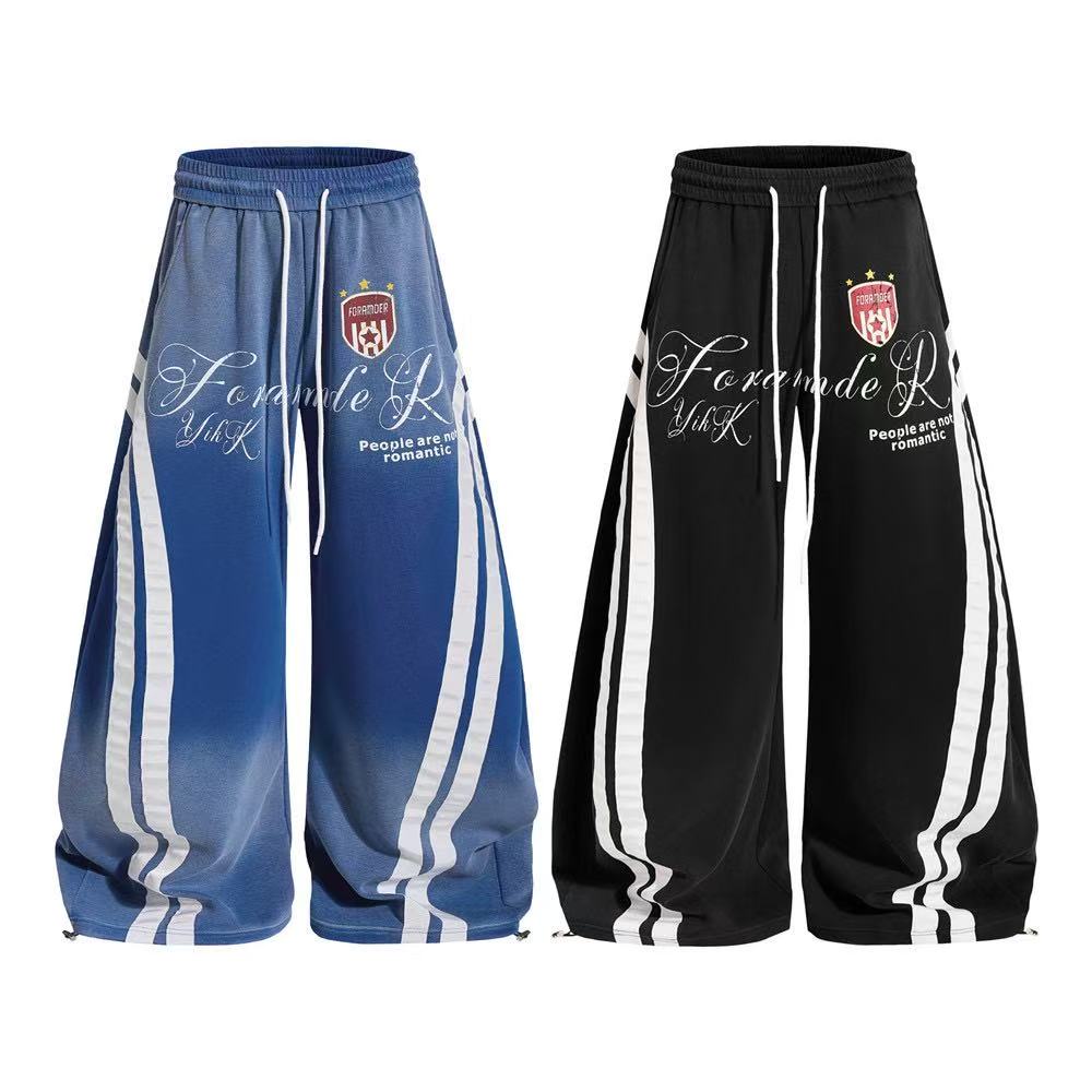 Vintage Faded Soccer Badge Print Wide-Leg Baggy Sweatpants - OMYGOODS
