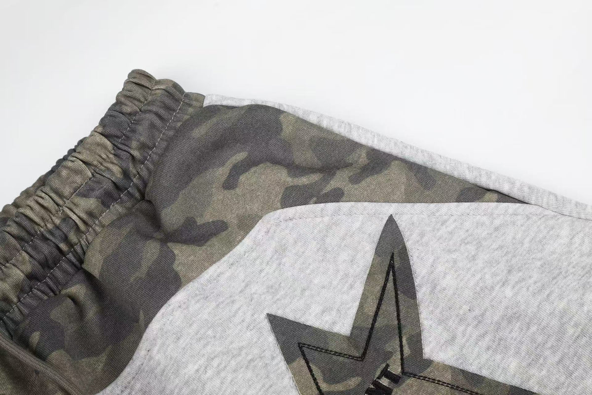 Color Block Camo Waist Yoke & Star Patch Wide-Leg Sweatpants - OMYGOODS