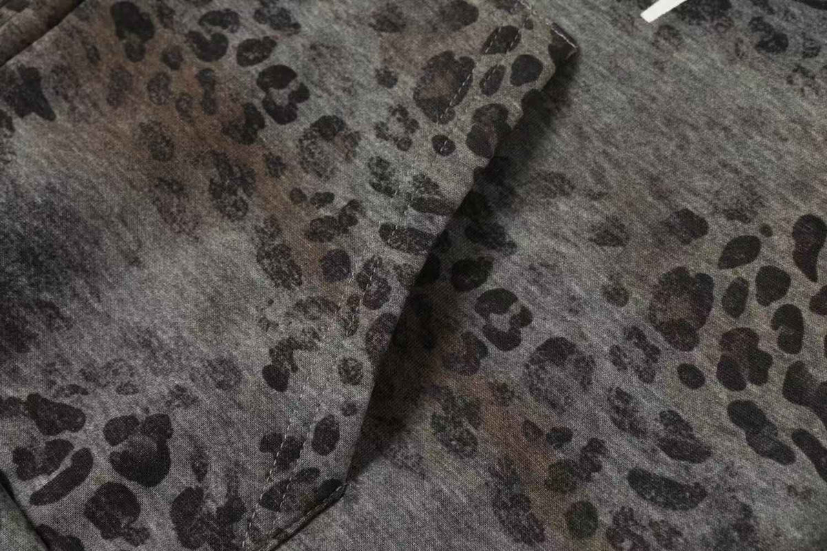 Vintage Leopard Print Graphic Zip-Up Hoodie
