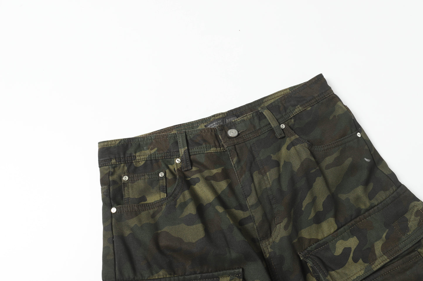 Multi-Pocket | Camouflage Cargo Shorts