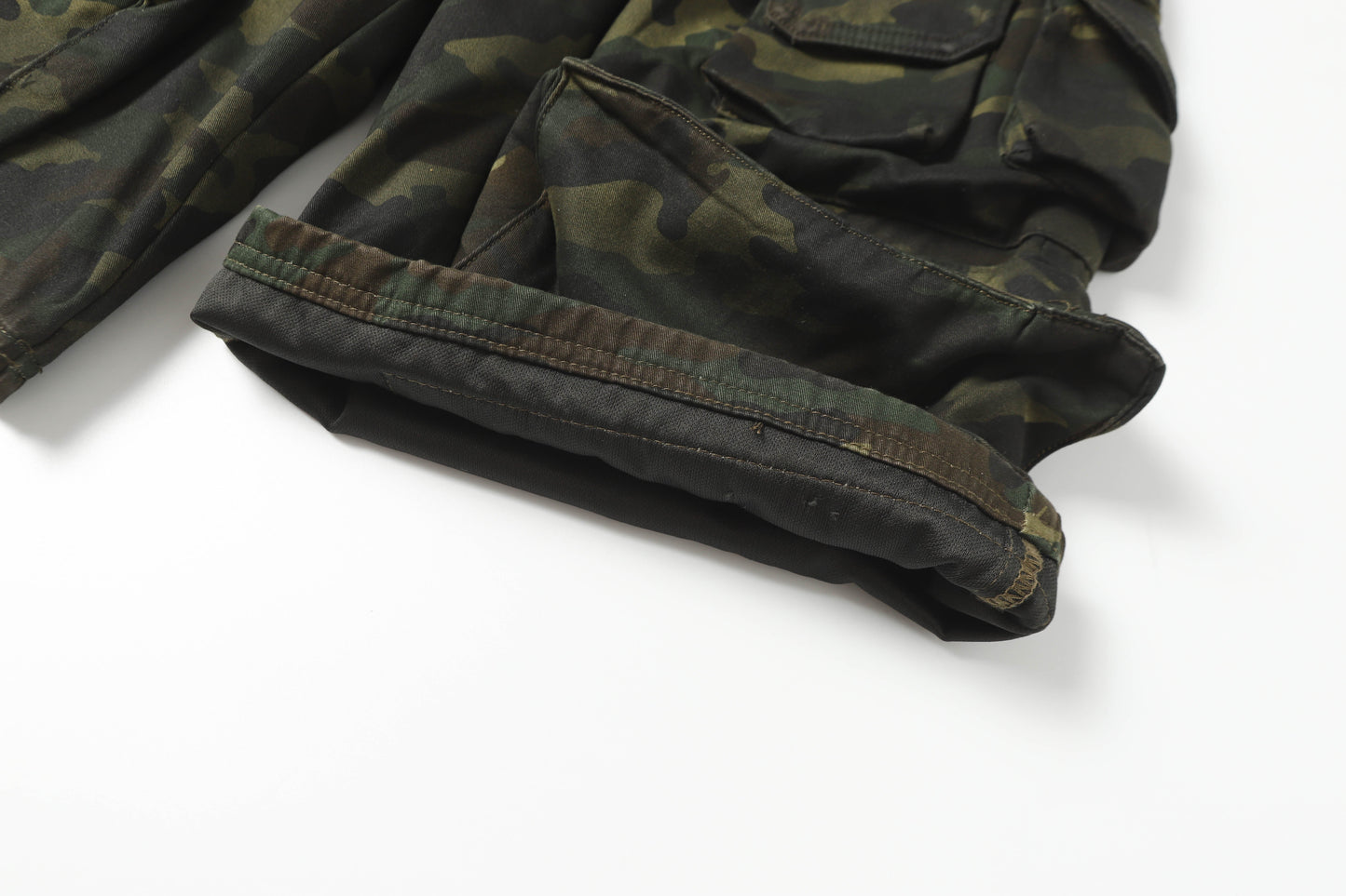 Multi-Pocket | Camouflage Cargo Shorts