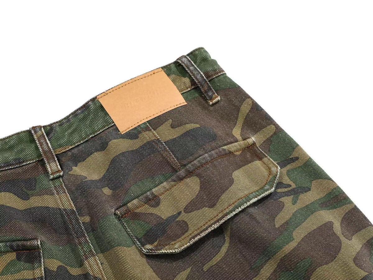 Distressed Camo Cargo Pants - OMYGOODS