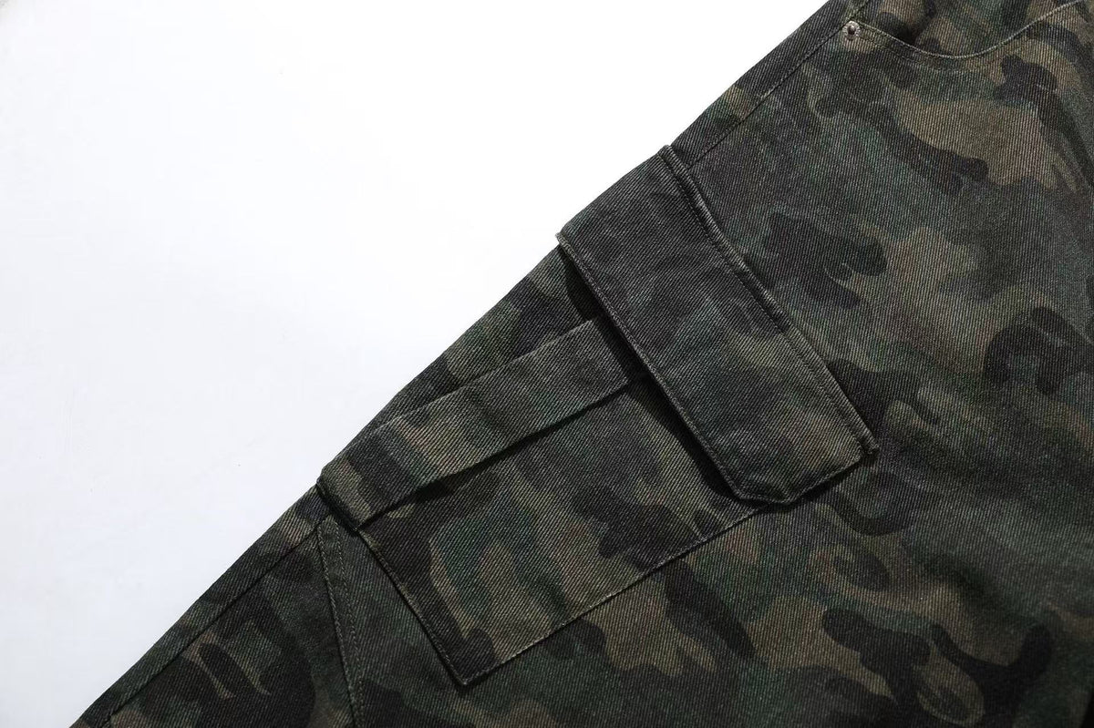 Camo Wide-Leg Knee-Length Jorts - OMYGOODS