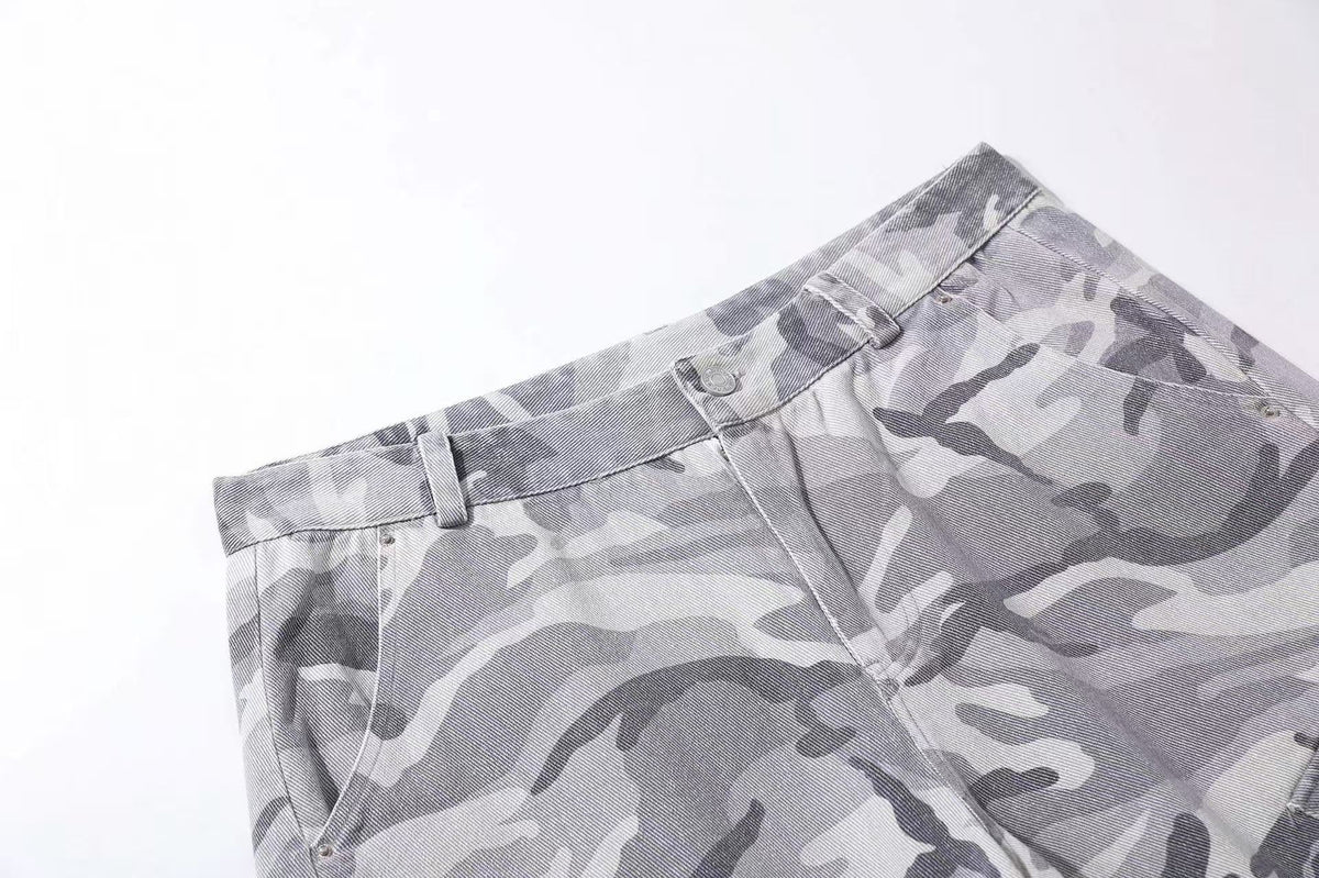 Snow Camo Wide-Leg Cargo Pants - OMYGOODS