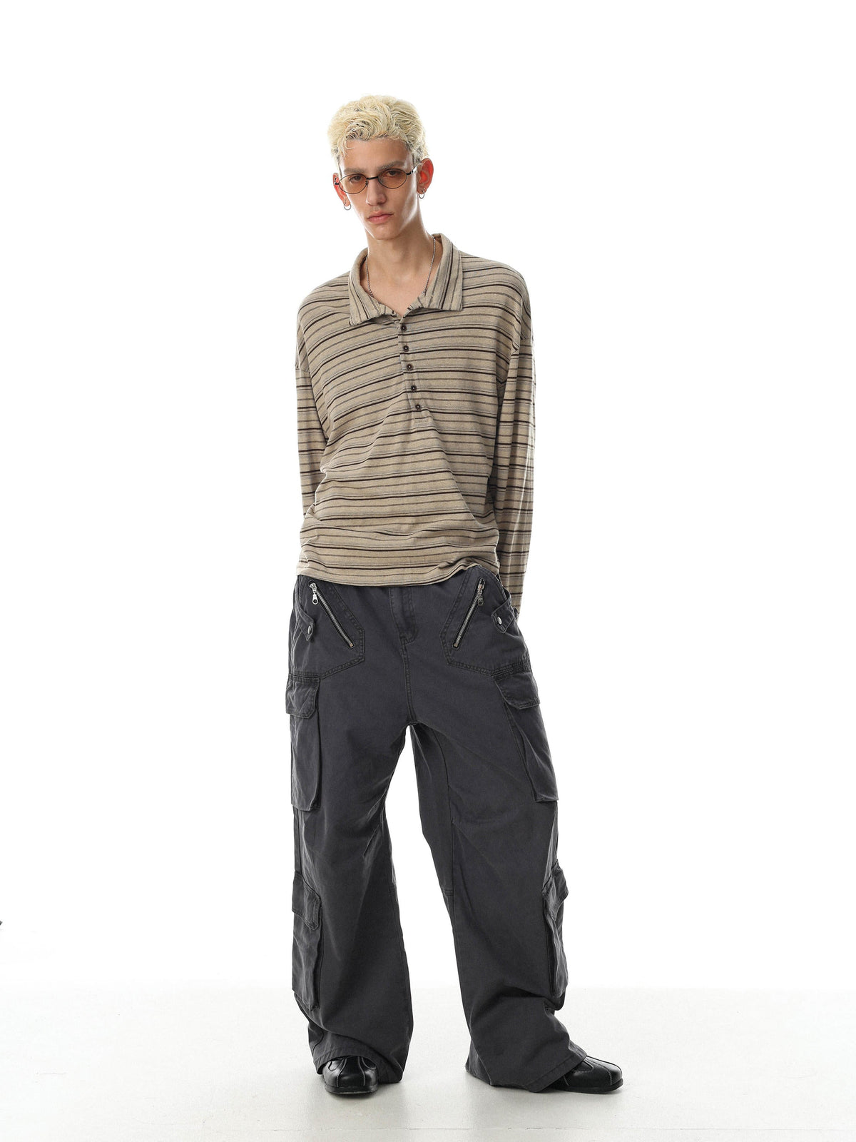 Vector Multi-Button Long Sleeve