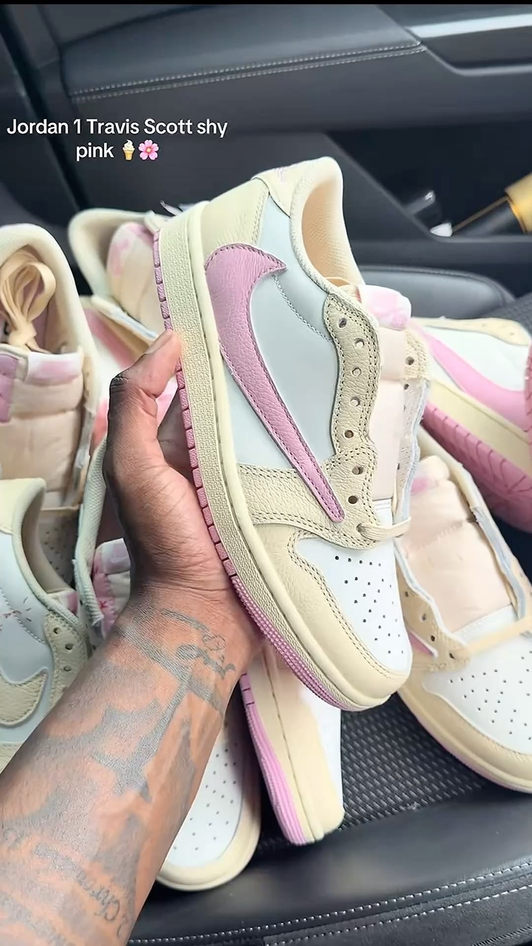 Travis Scott x Air Jordan 1 Low Soft Powder Pouring - A Streetwear Revolution - OMYGOODS