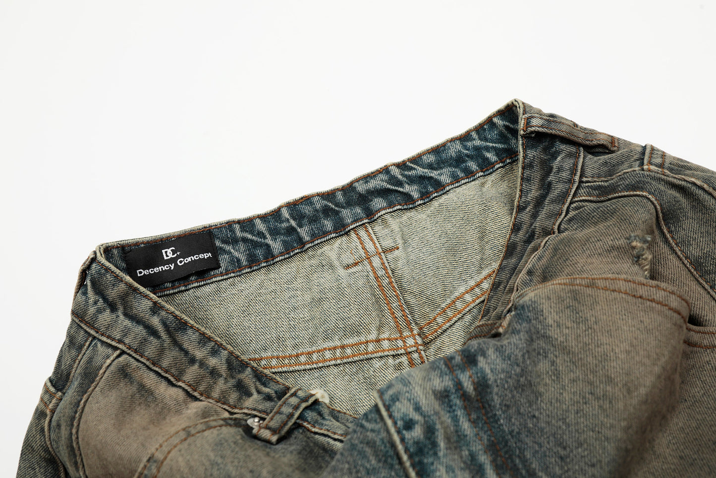 Vintage Mud-Dyed Distressed Barrel Jeans