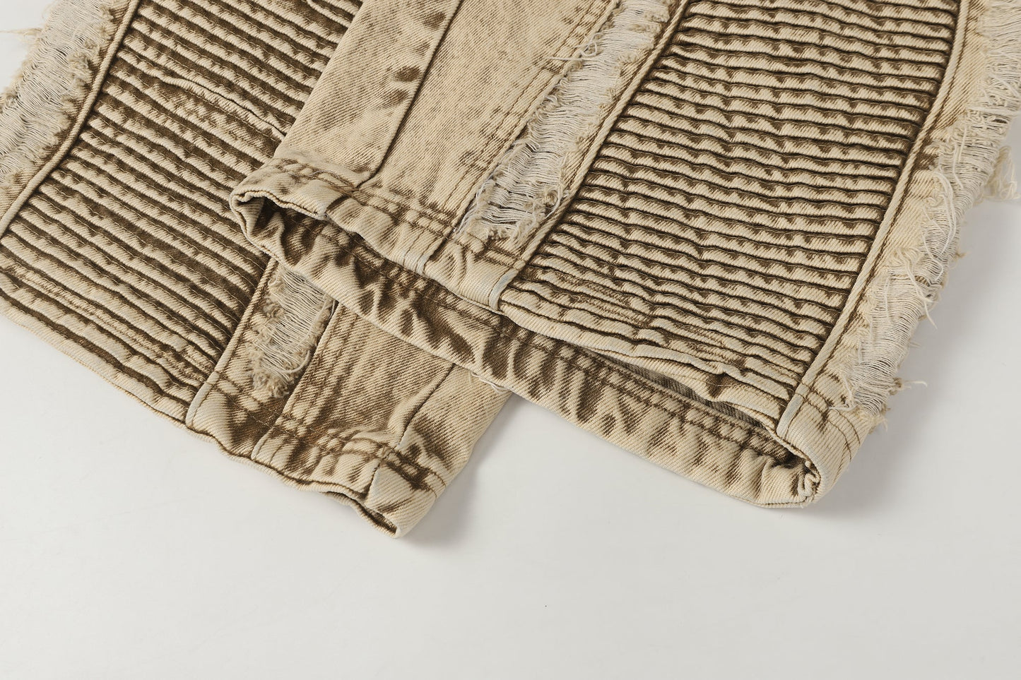 Distressed Raw-Edge Panel Sculpted Wide-Leg Jeans