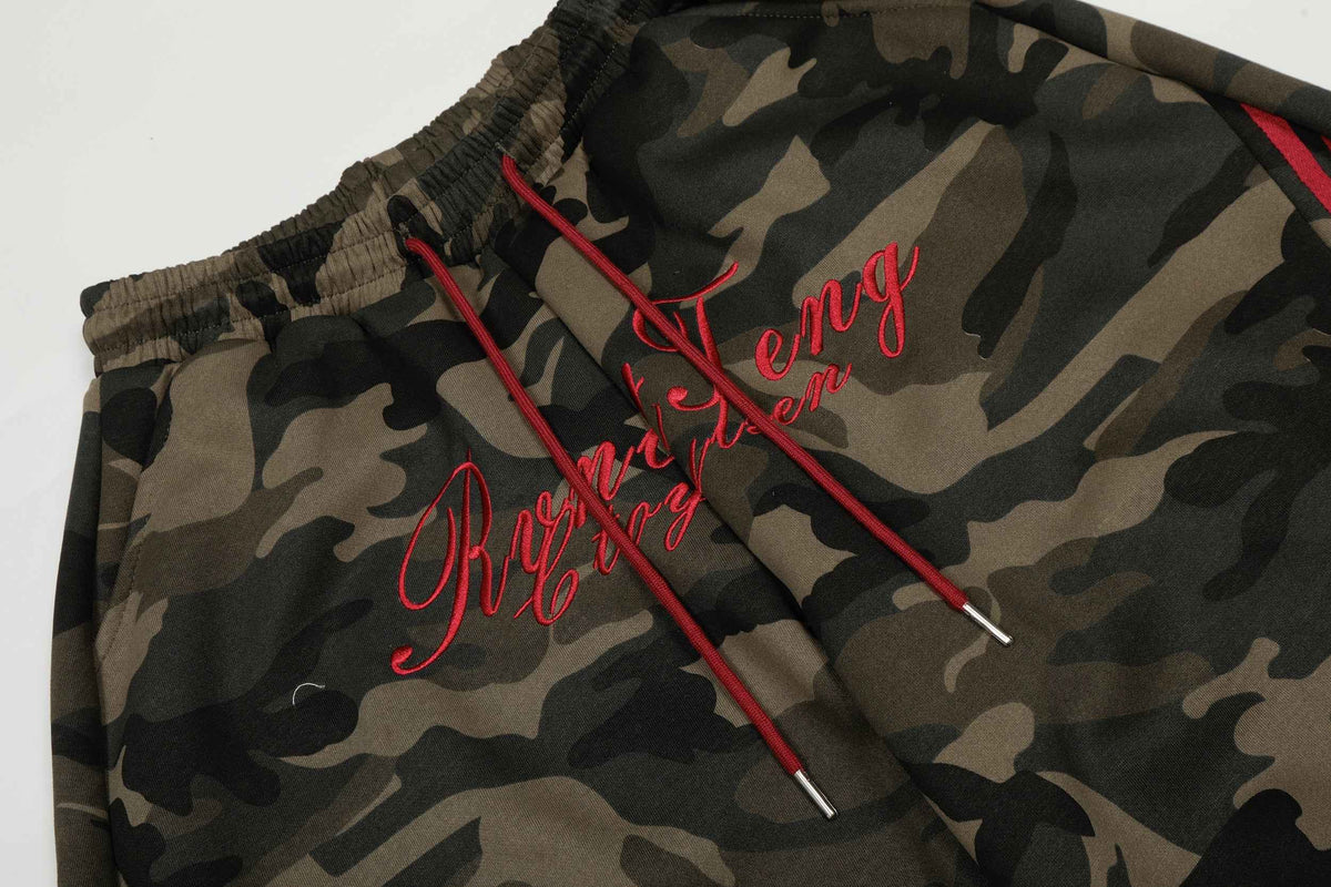 Retro Patchwork Embroidered Camouflage Barrel Pants