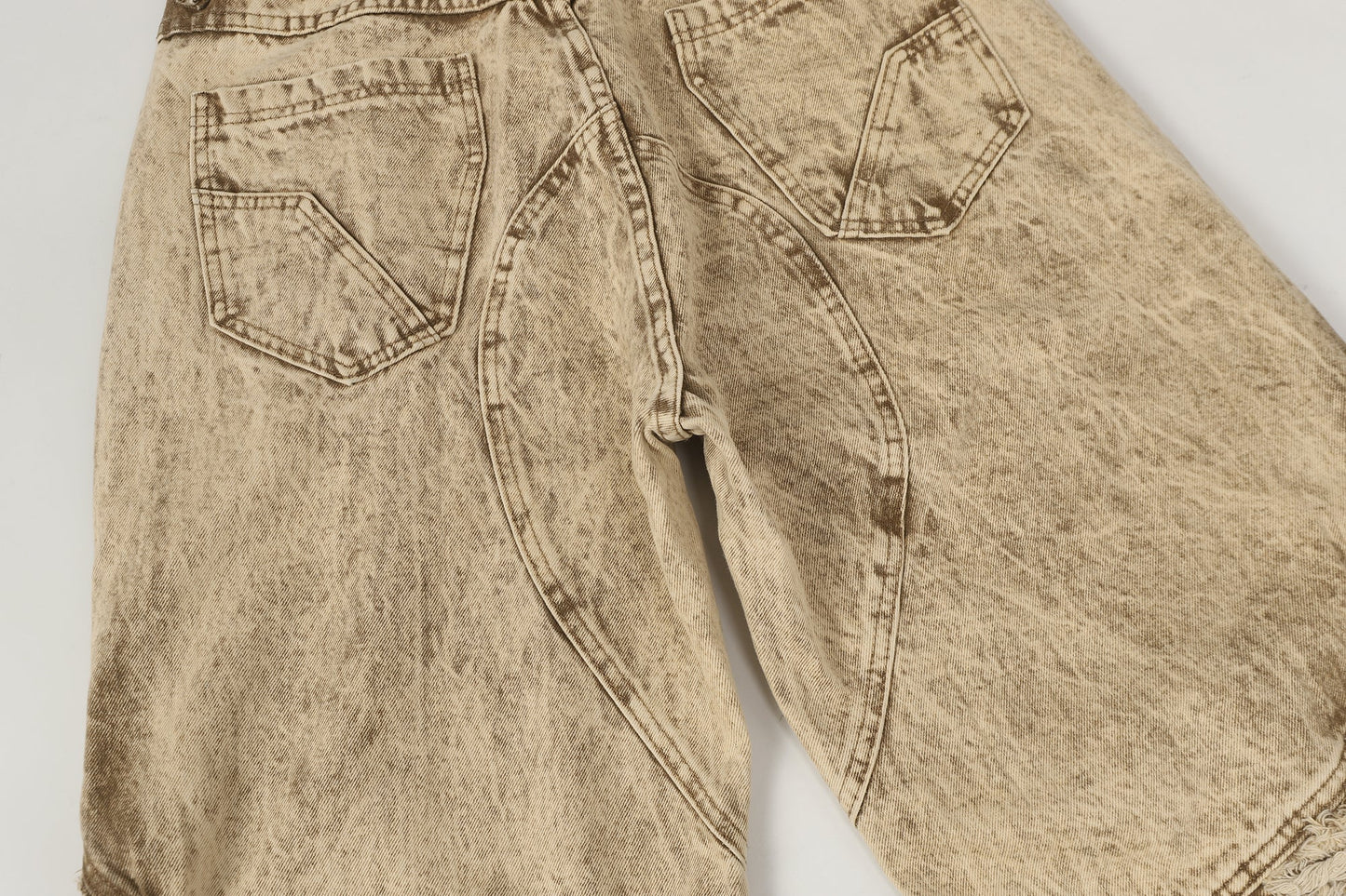 Distressed Raw-Edge Panel Sculpted Wide-Leg Jeans