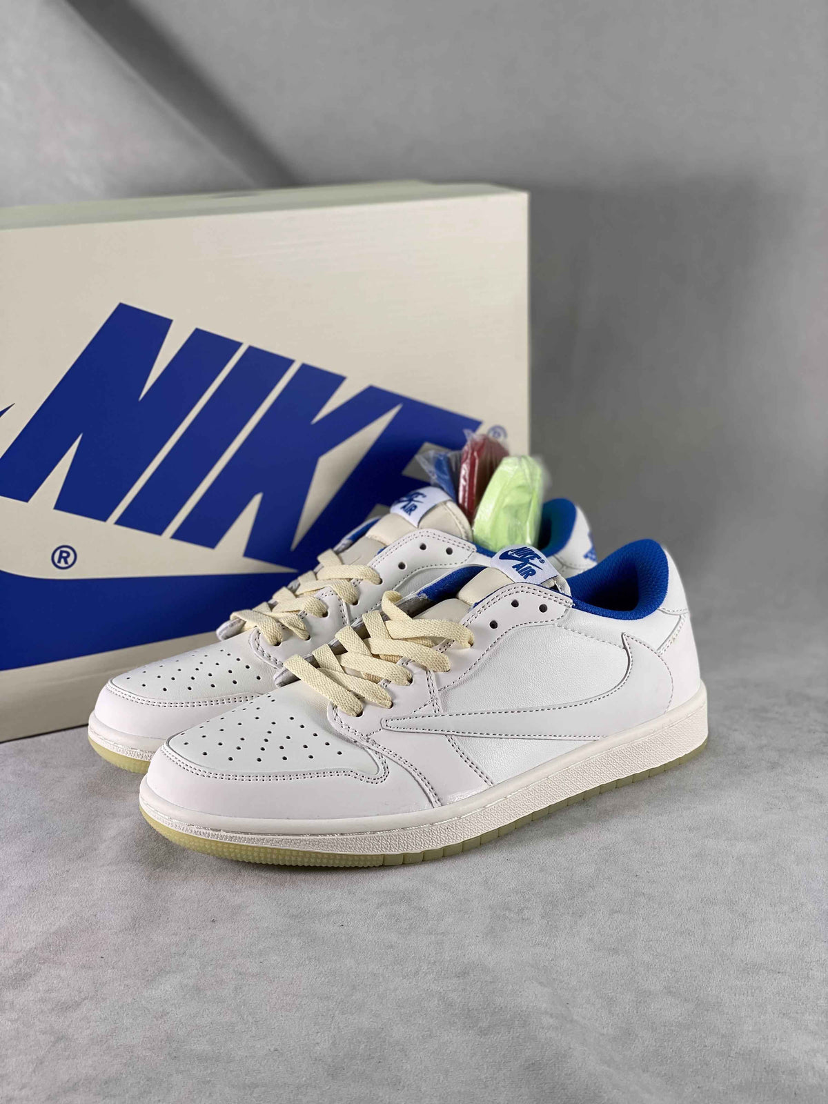 Custom Travis Scott Fragment Air Jordan 1 Low DM7866 149 - Exclusive Sneakers