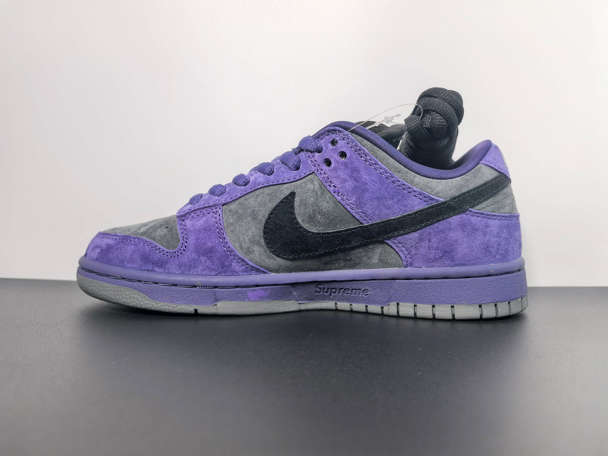 Supreme x Dunk SB LOW Pro OG QS - Authentic Skate Culture Reimagined - OMYGOODS