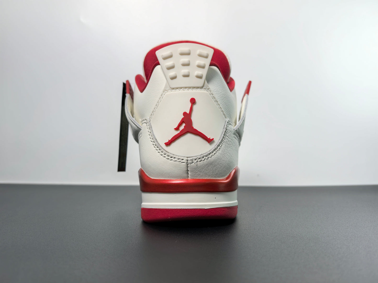 Air Jordan 4 Retro - Elevate Your Style and Comfort - OMYGOODS