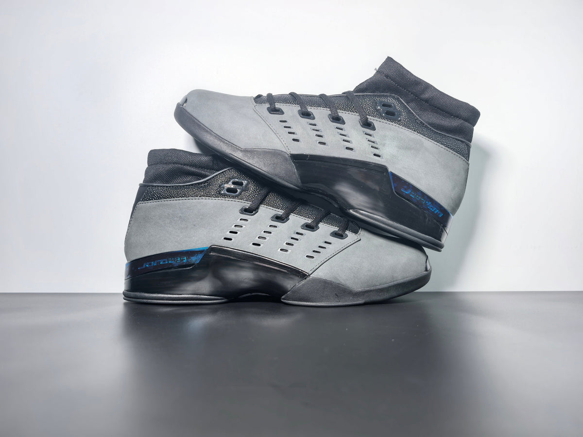 Air Jordan 17 Low Black Pack