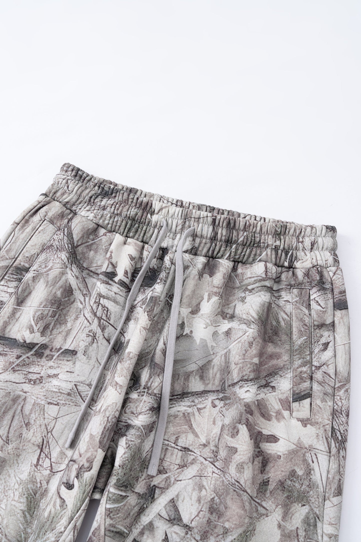 Leaf Camo Pattern | Baggy Pants