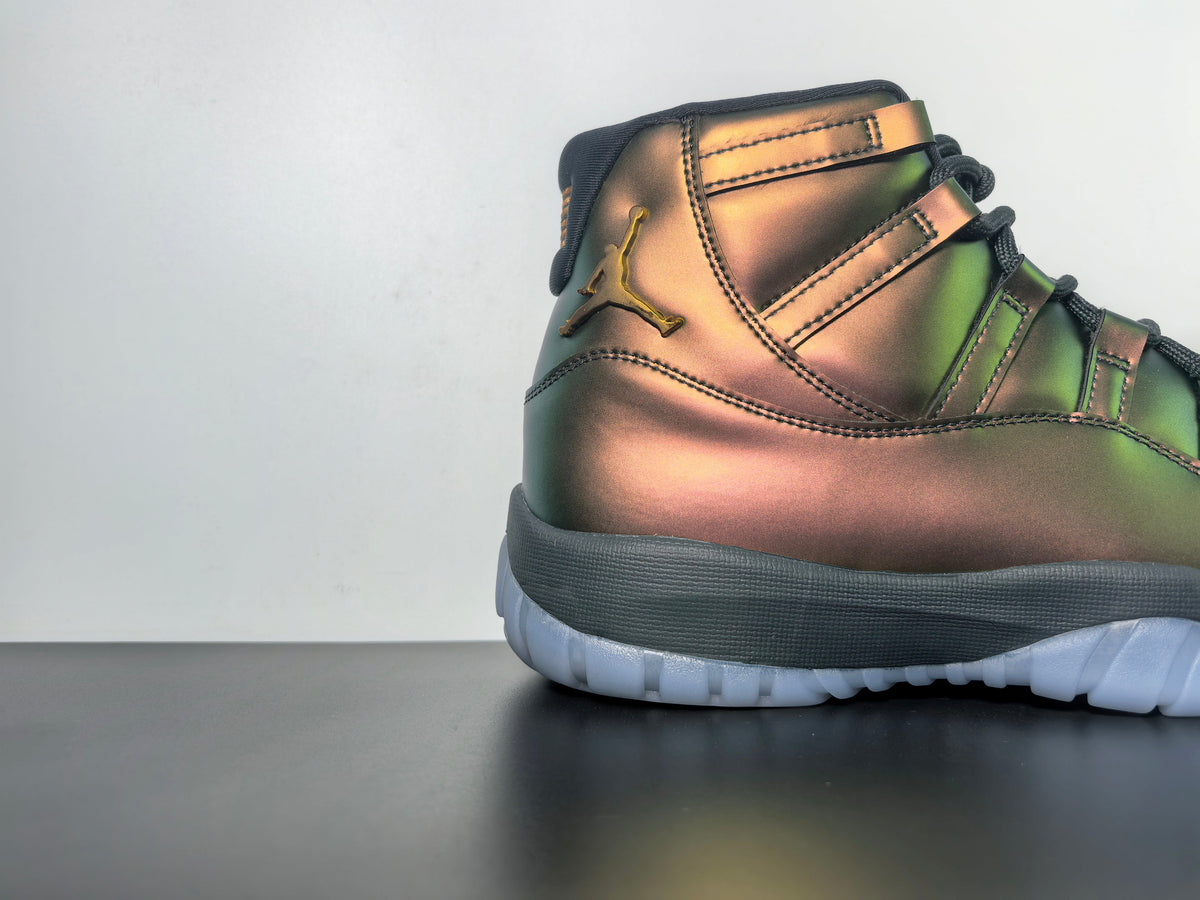 Air Jordan 11 Space Jam Magic Ball