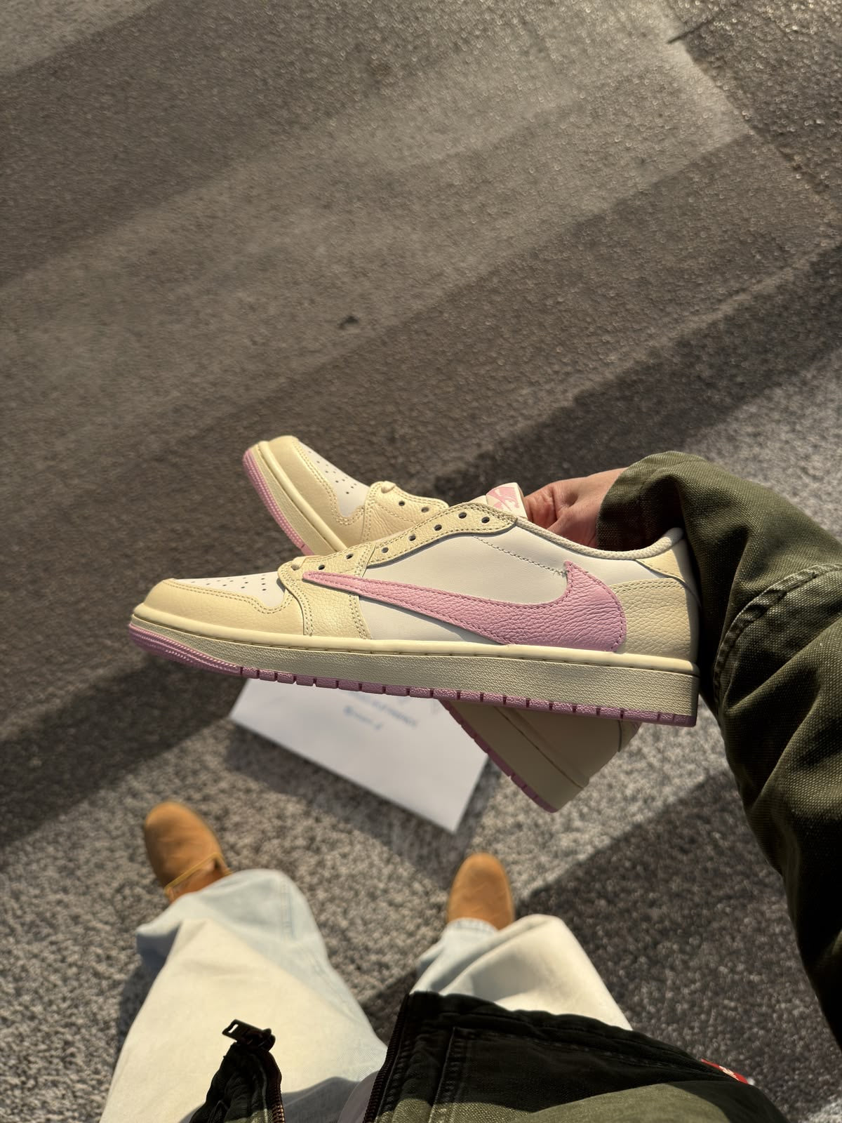 Travis Scott x Air Jordan 1 Low Soft Powder Pouring - A Streetwear Revolution - OMYGOODS