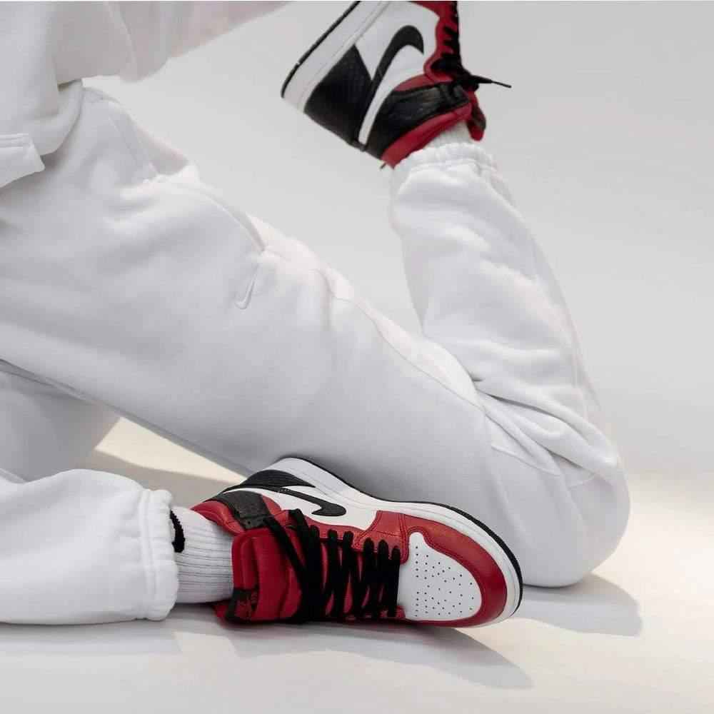 Air Jordan 1 High Satin Snake Chicago for Women - Stylish Retro Sneaker SneakerNational