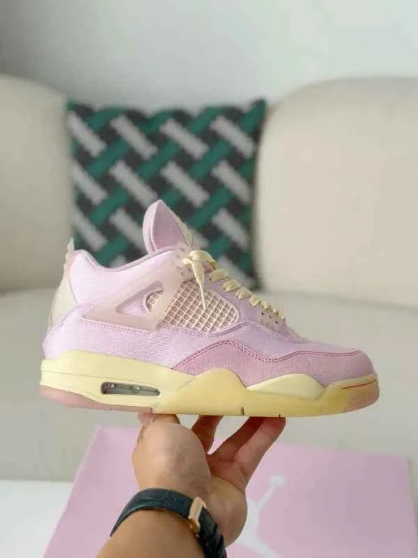 Air Jordan 4 Retro Iced Carmine Sneakers - Style Meets Comfort