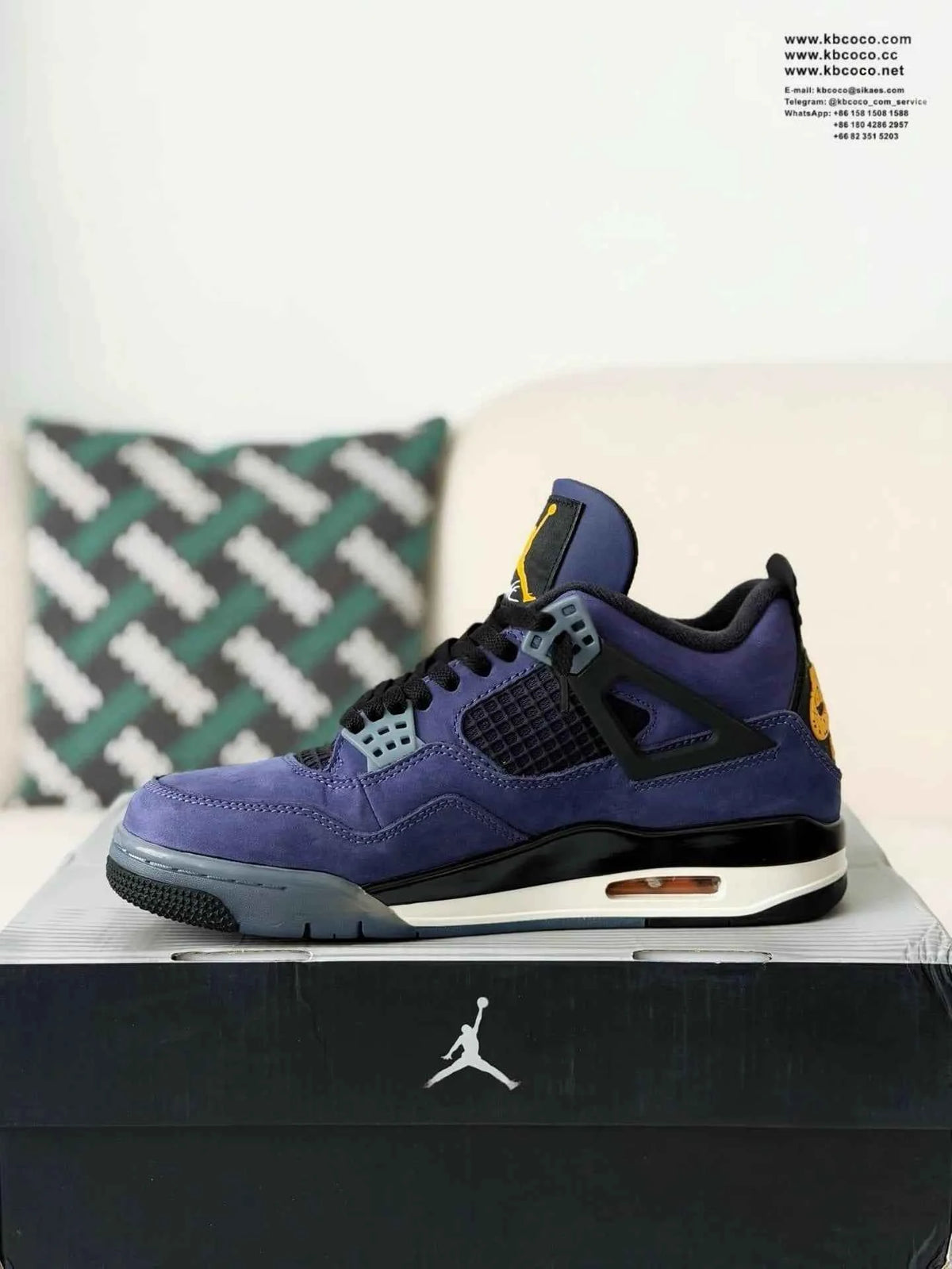 Air Jordan 4 Retro Lakers Sneakers – Elevate Your Style