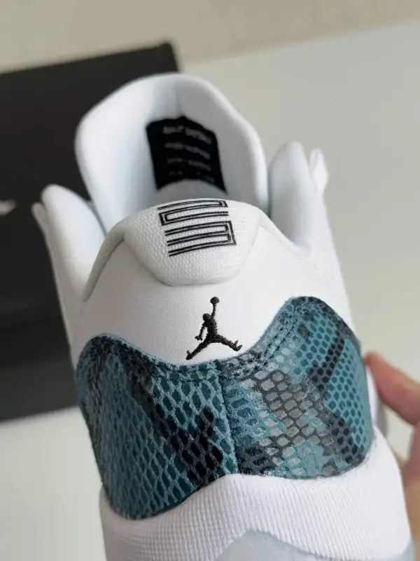 Air Jordan 11 Low “Navy Snakeskin” - OMYGOODS