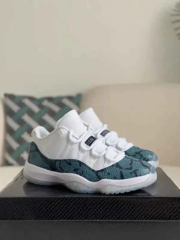 Air Jordan 11 Low “Navy Snakeskin” - Elevate Your Sneaker Game