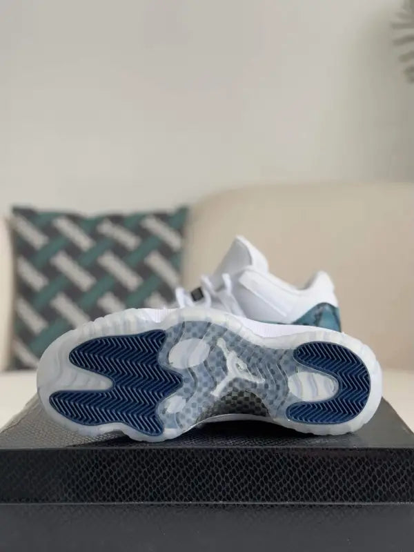 Air Jordan 11 Low “Navy Snakeskin” - OMYGOODS