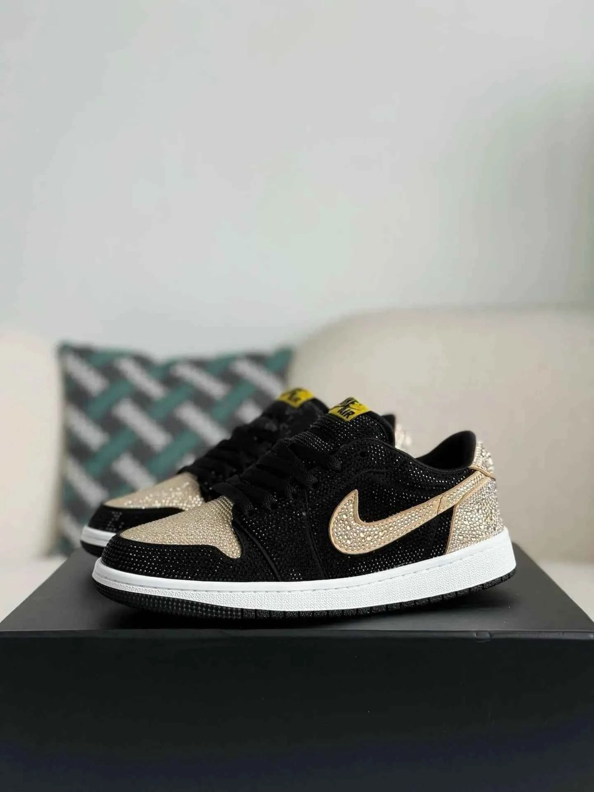 Air Jordan 1 Low “Gold Dust” Black & Gold - Luxurious Style Meets Comfort